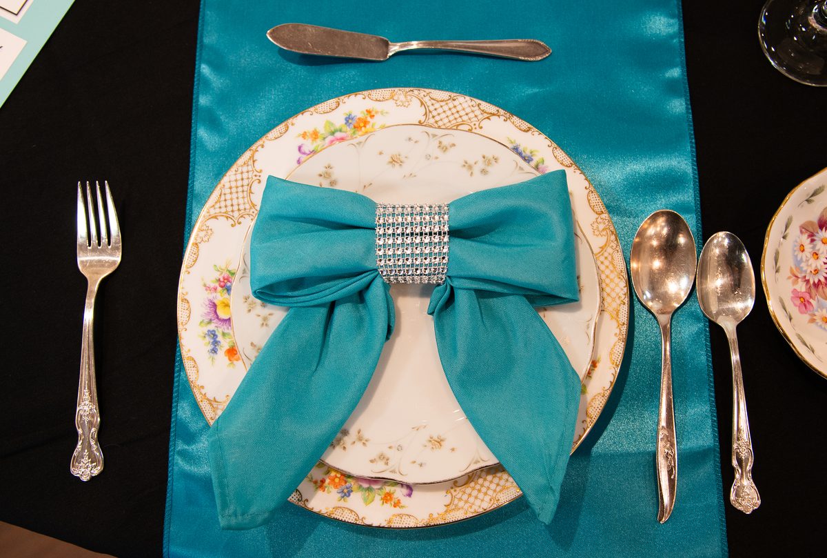 Custom place setting with Tiffany blue bow napkin and vintage china